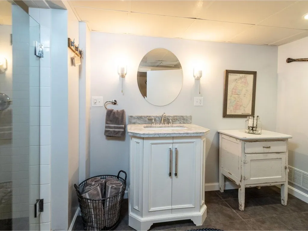 57 Mcintosh Avenue South Burlington VT 05403