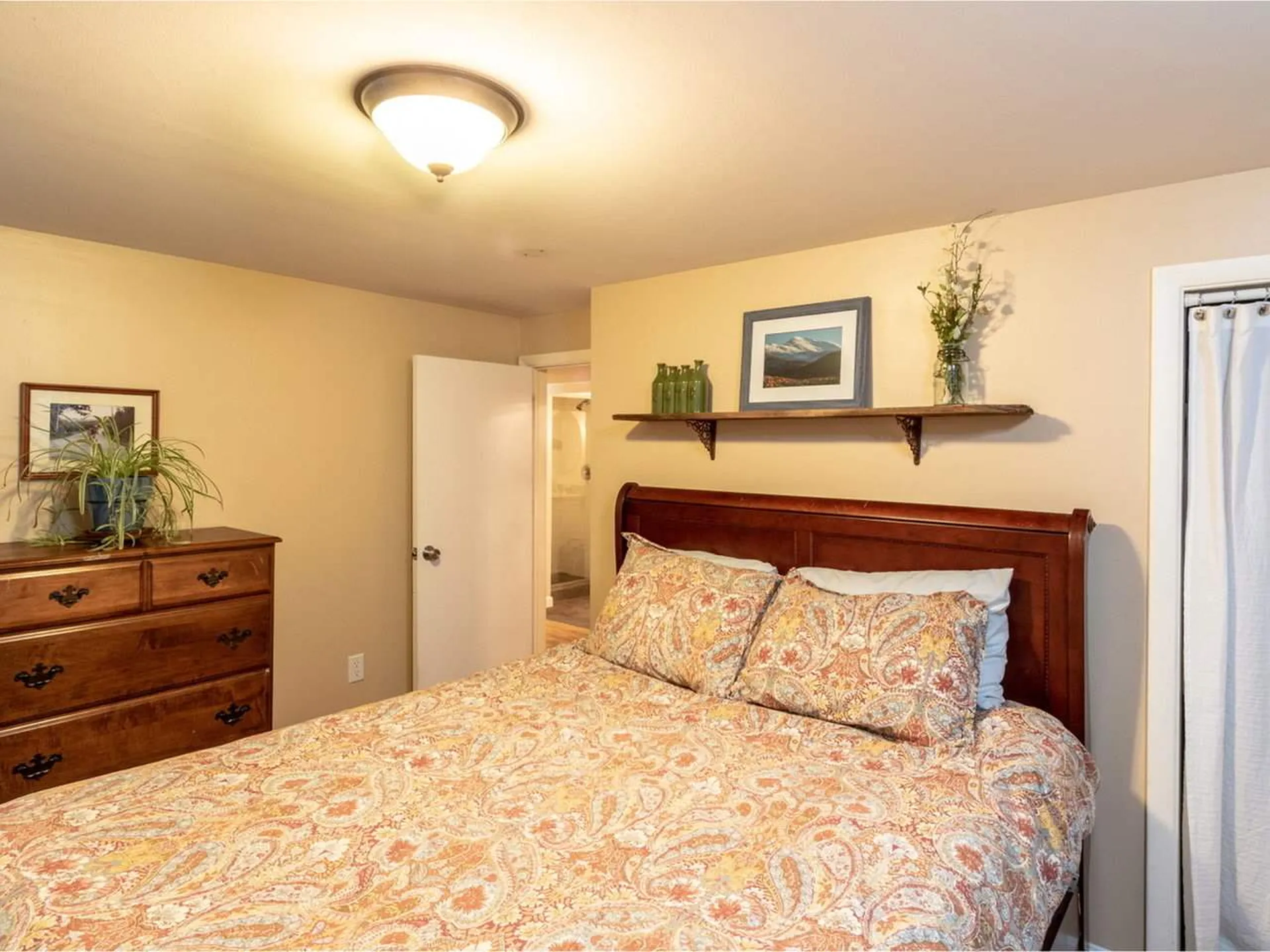 57 Mcintosh Avenue South Burlington VT 05403