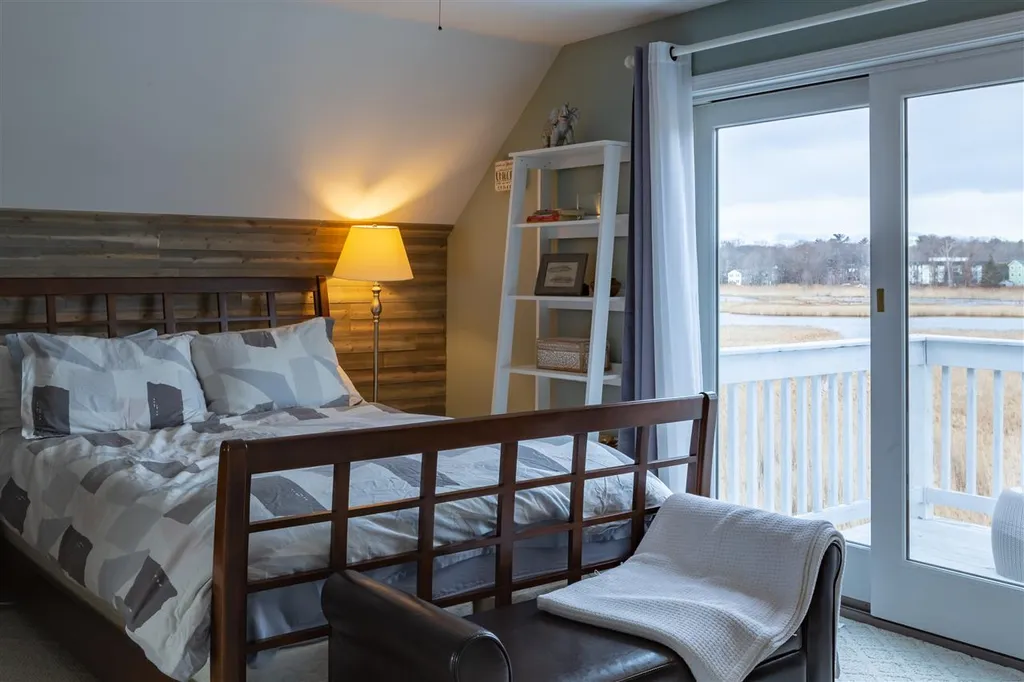 20 Gentian Road Hampton NH 03842