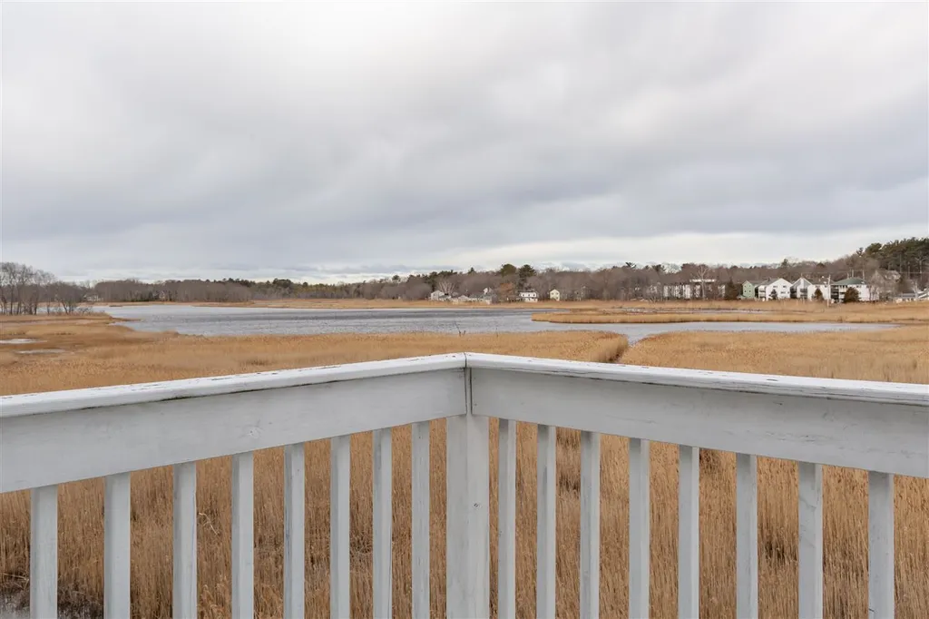 20 Gentian Road Hampton NH 03842