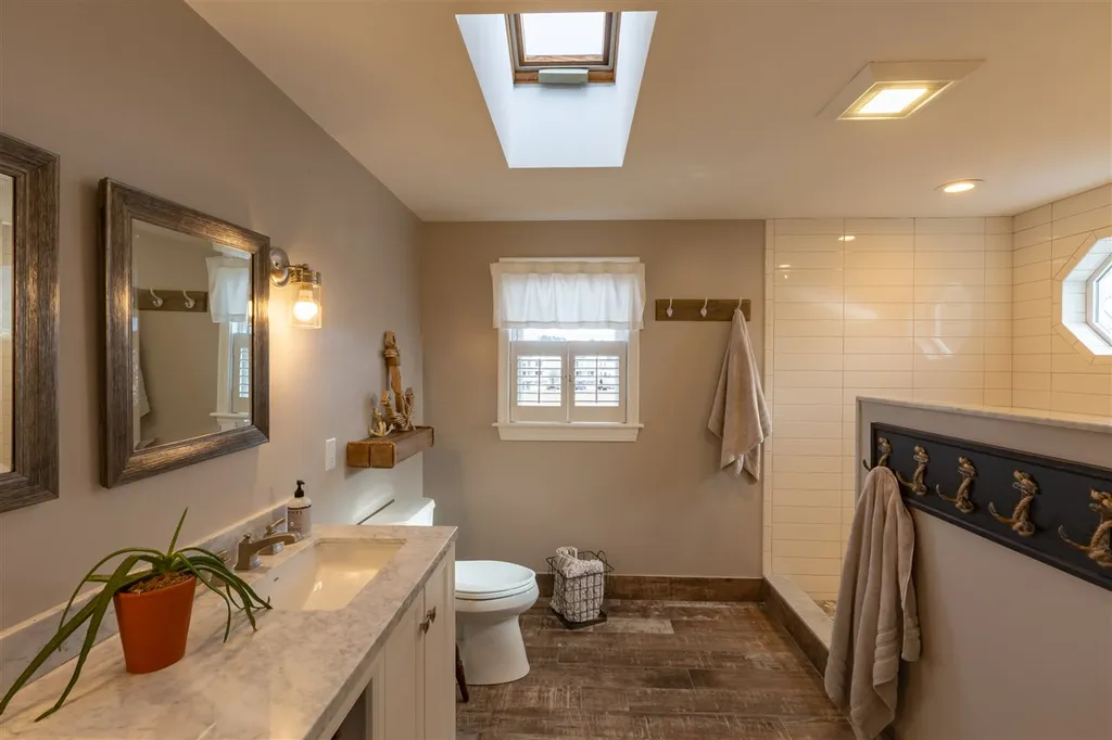 20 Gentian Road Hampton NH 03842