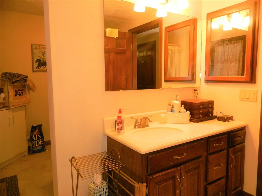 107 Shaw Hill Road Sanbornton NH 03269