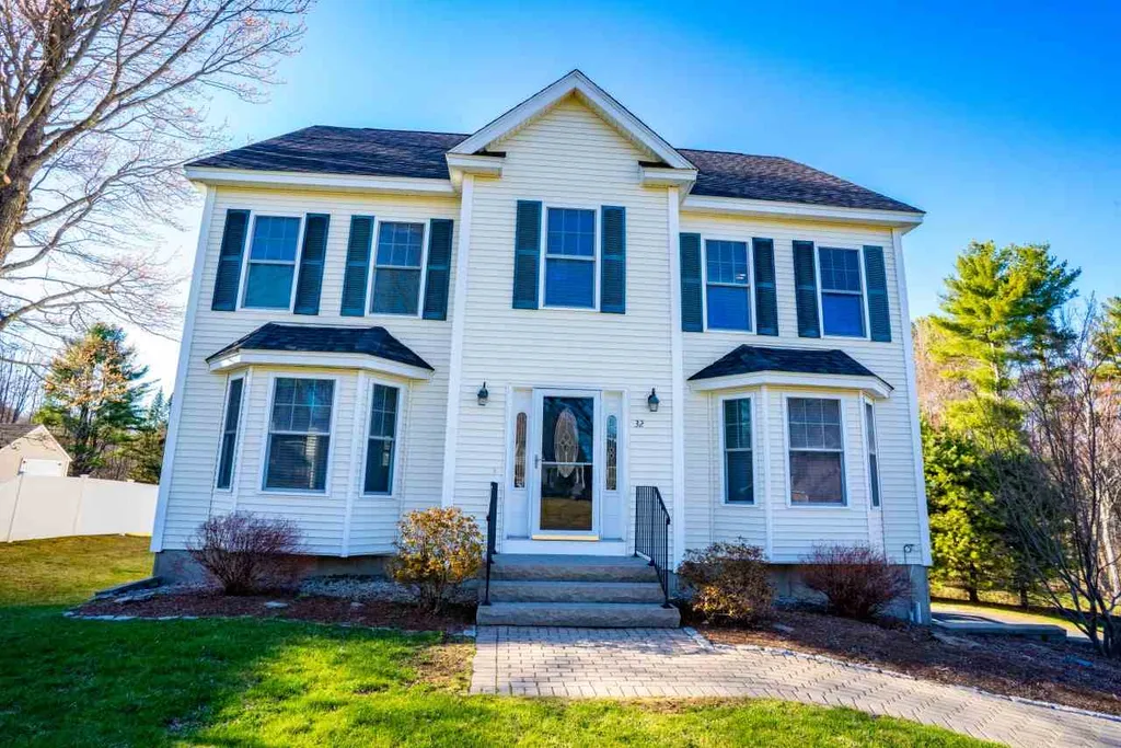 32 Lucy Lane Dover NH 03820