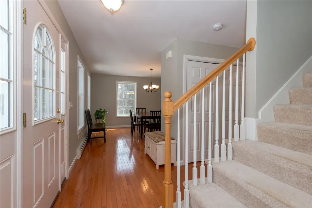 93 Cherub Drive Farmington NH 03835