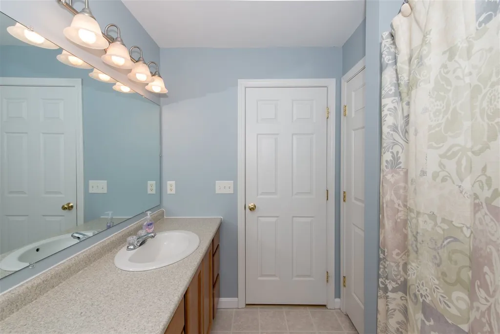93 Cherub Drive Farmington NH 03835