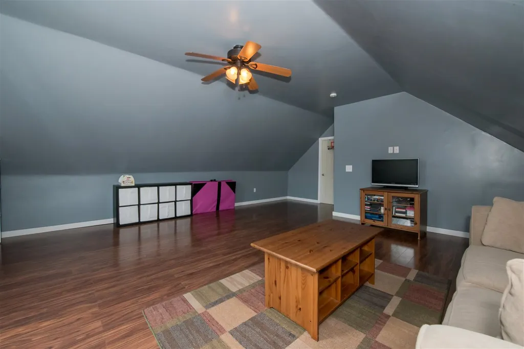 93 Cherub Drive Farmington NH 03835