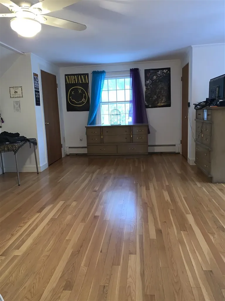 184 Main Street New Hampton NH 03256