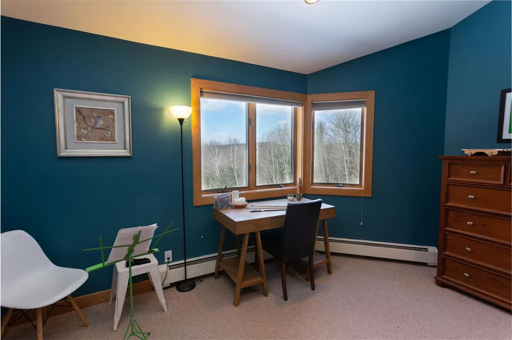 6 Heather Lane Hanover NH 03755