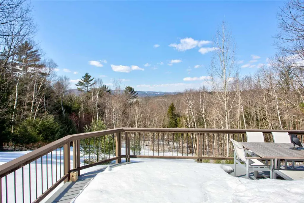 6 Heather Lane Hanover NH 03755