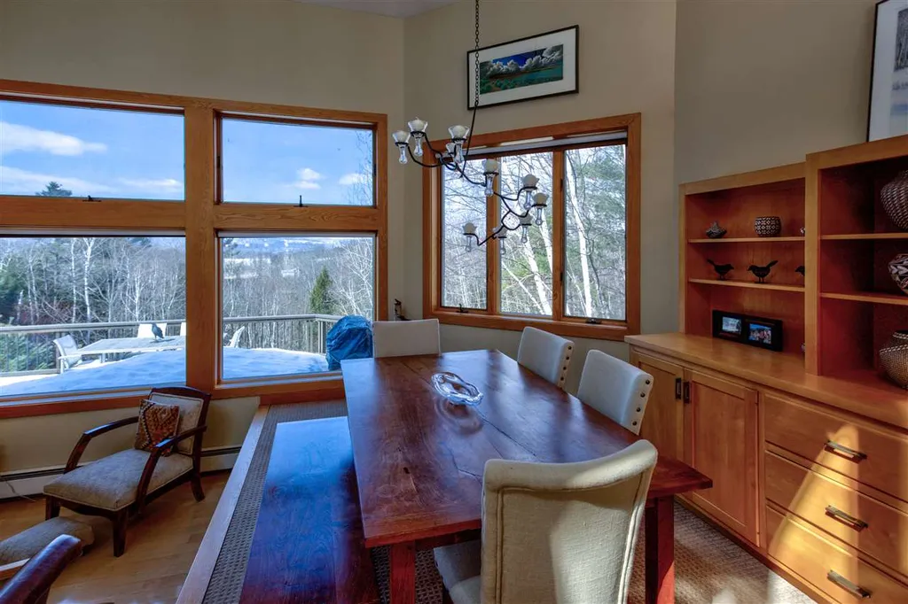 6 Heather Lane Hanover NH 03755