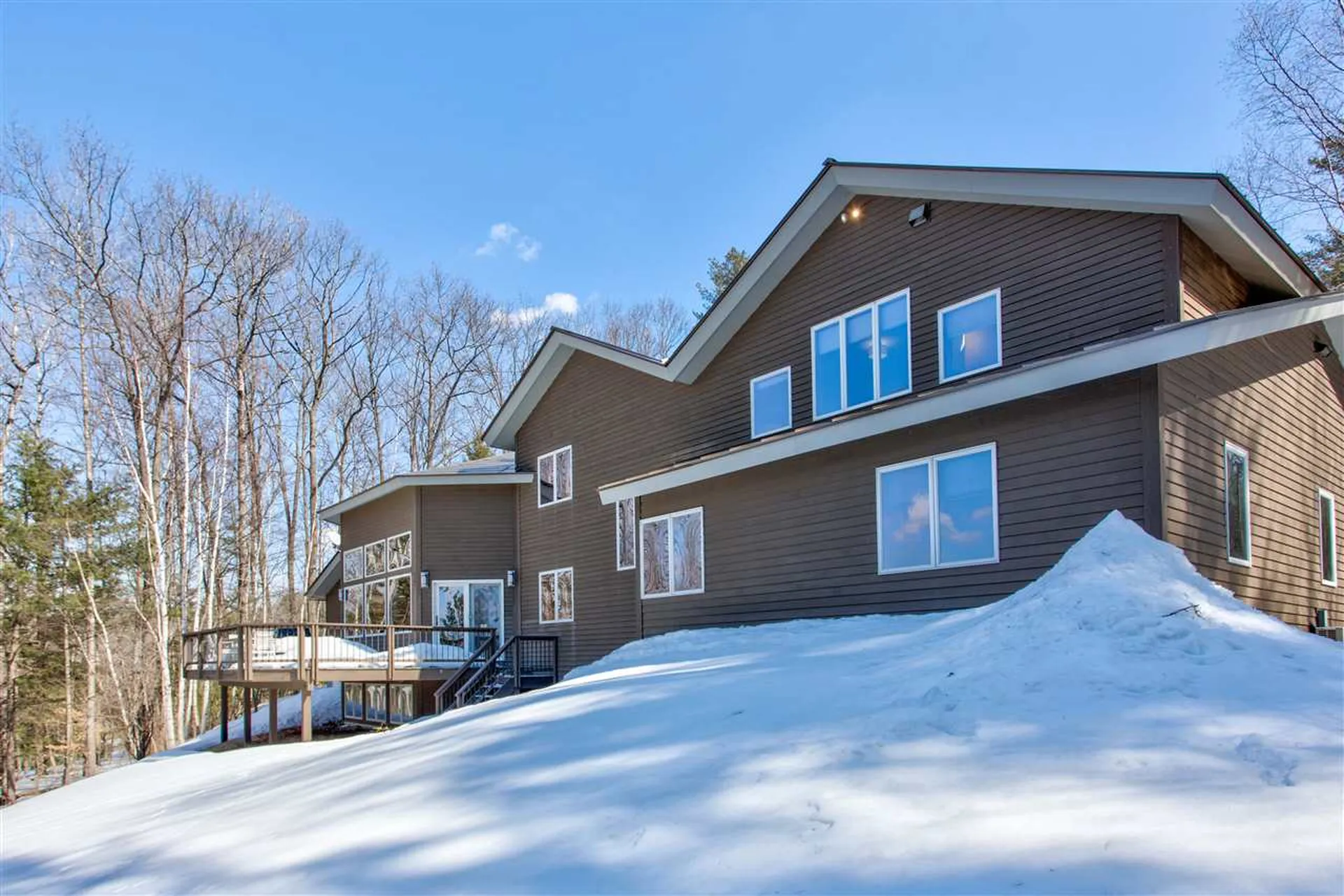 6 Heather Lane Hanover NH 03755