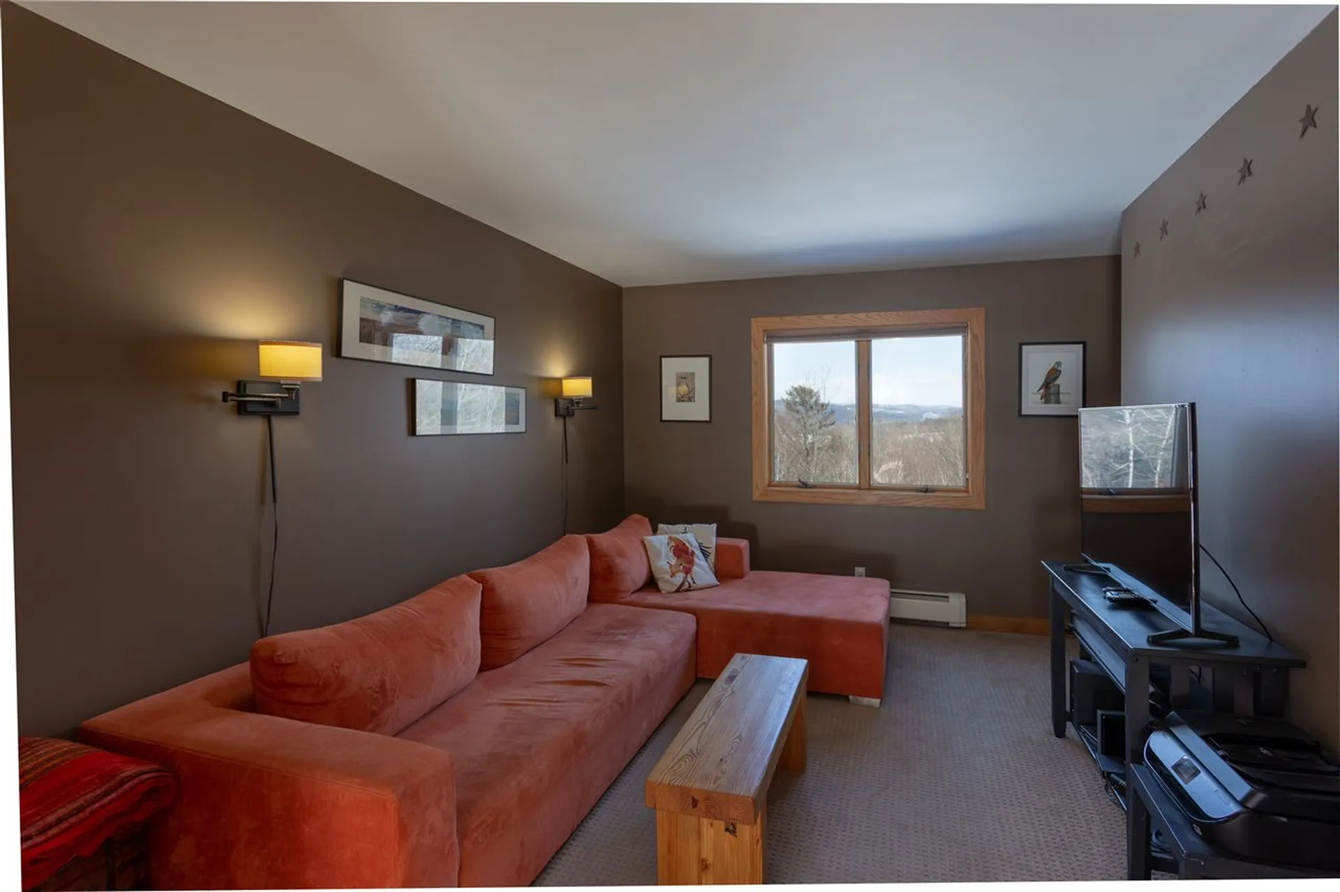 6 Heather Lane Hanover NH 03755