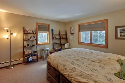 6 Heather Lane Hanover NH 03755