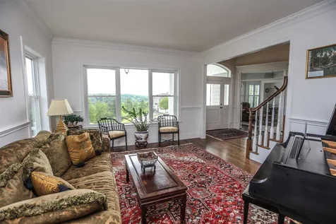 9 Burgundy Terrace Bedford NH 03110
