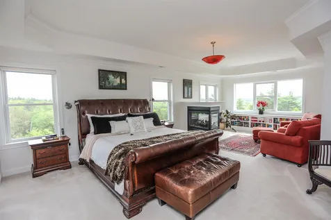 9 Burgundy Terrace Bedford NH 03110