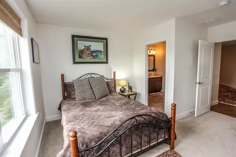 9 Burgundy Terrace Bedford NH 03110