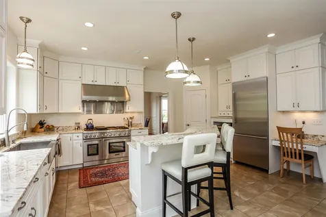 9 Burgundy Terrace Bedford NH 03110