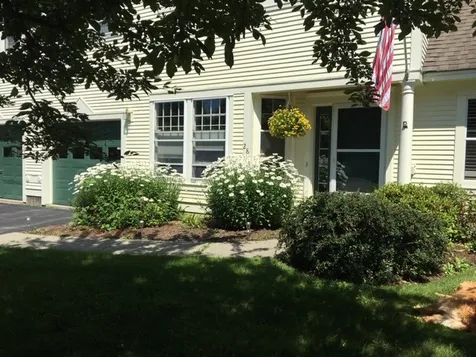 28 Eastman Farm Road Burlington VT 05408