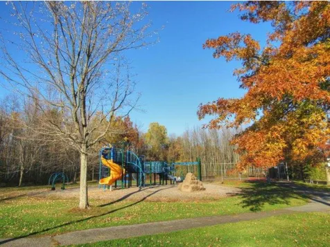 28 Eastman Farm Road Burlington VT 05408
