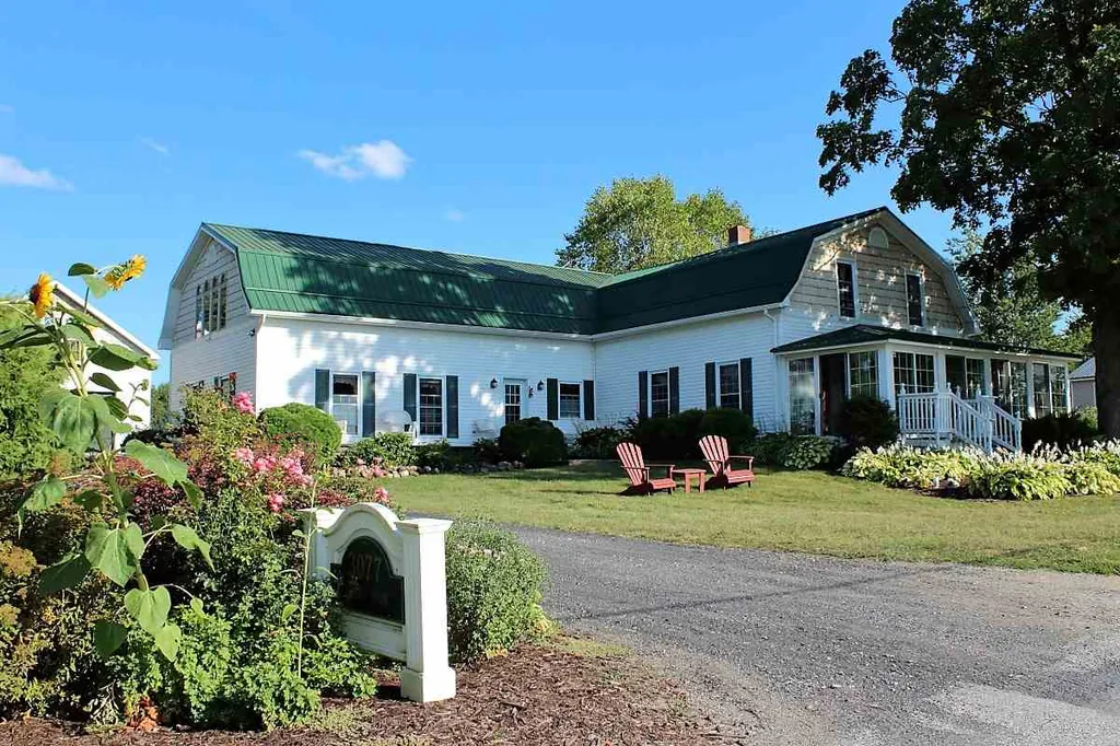 3077 West Shore Road Isle La Motte VT 05463