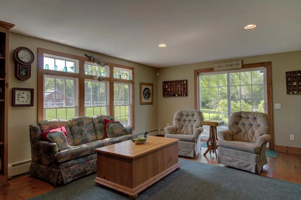 3077 West Shore Road Isle La Motte VT 05463