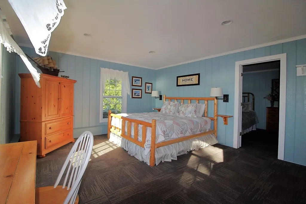3077 West Shore Road Isle La Motte VT 05463