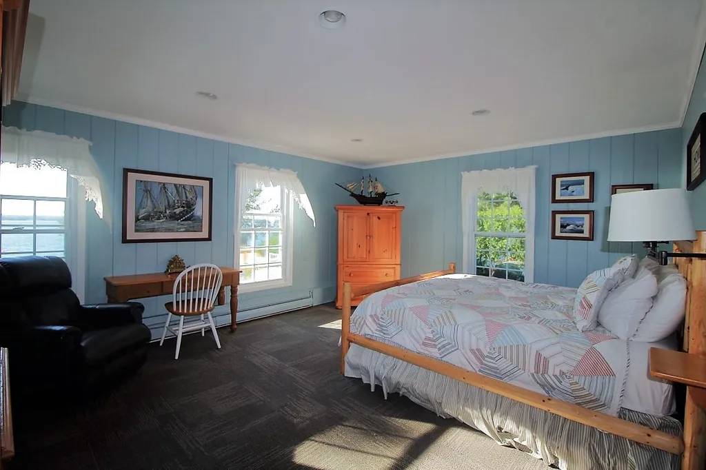 3077 West Shore Road Isle La Motte VT 05463