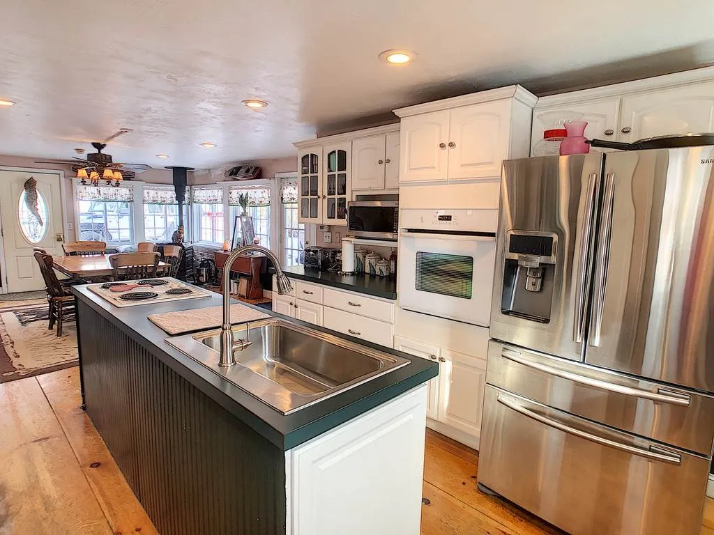 78 Plymouth Street Meredith NH 03253