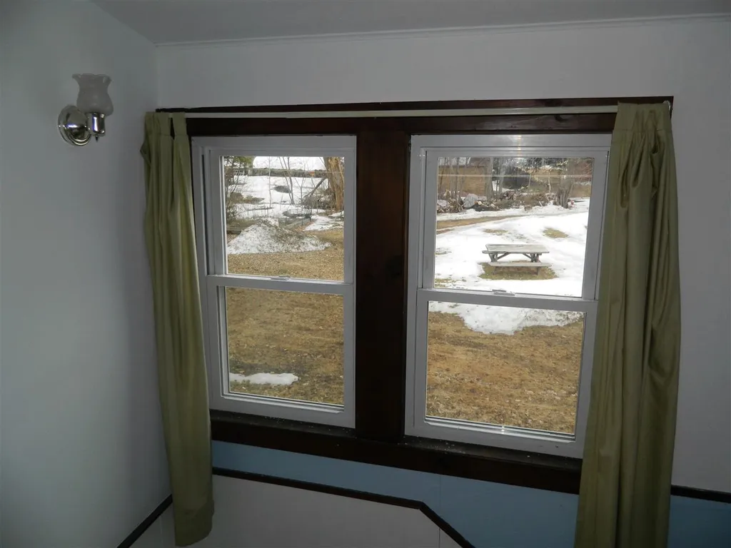 196 Pine Street Laconia NH 03246