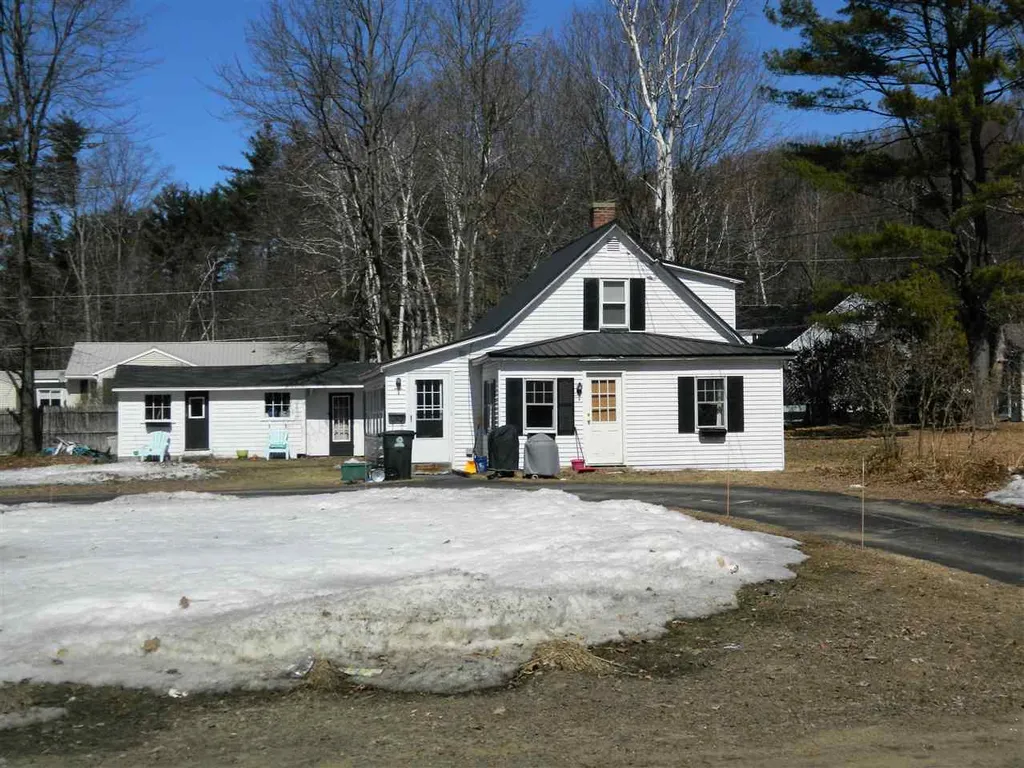 196 Pine Street Laconia NH 03246