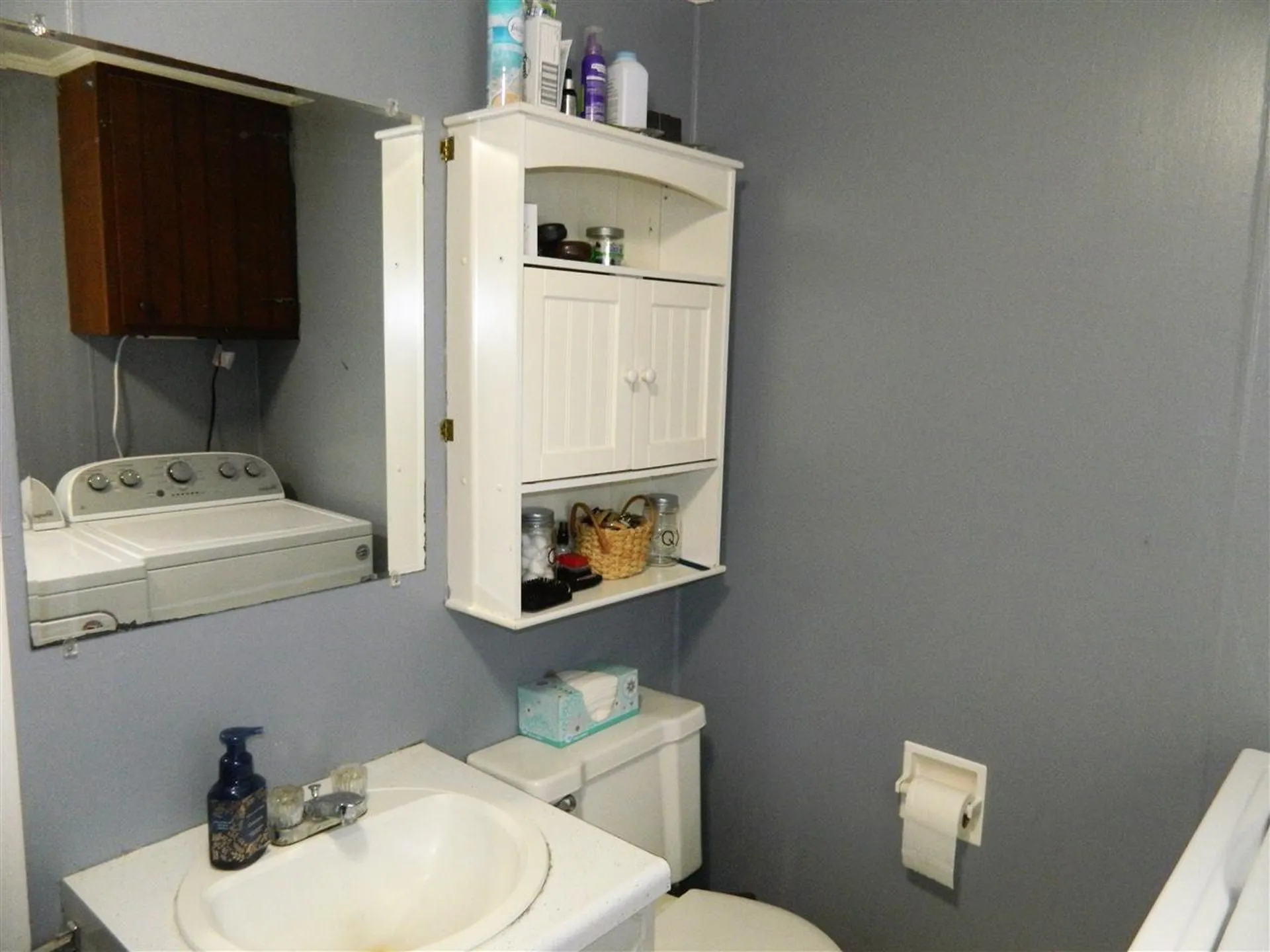 196 Pine Street Laconia NH 03246