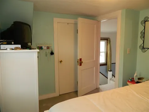 196 Pine Street Laconia NH 03246