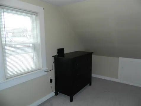 196 Pine Street Laconia NH 03246