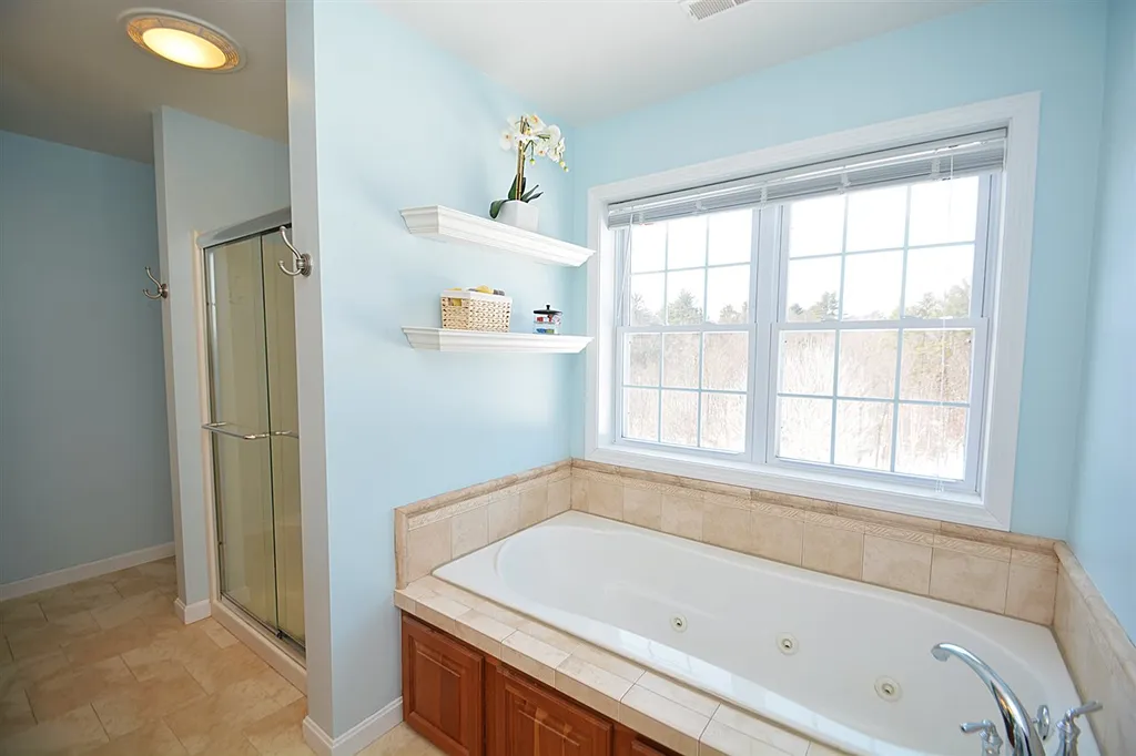 40 Thurston Drive Lee NH 03861