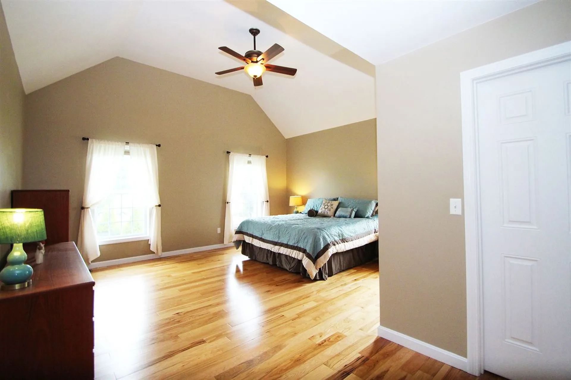 40 Thurston Drive Lee NH 03861