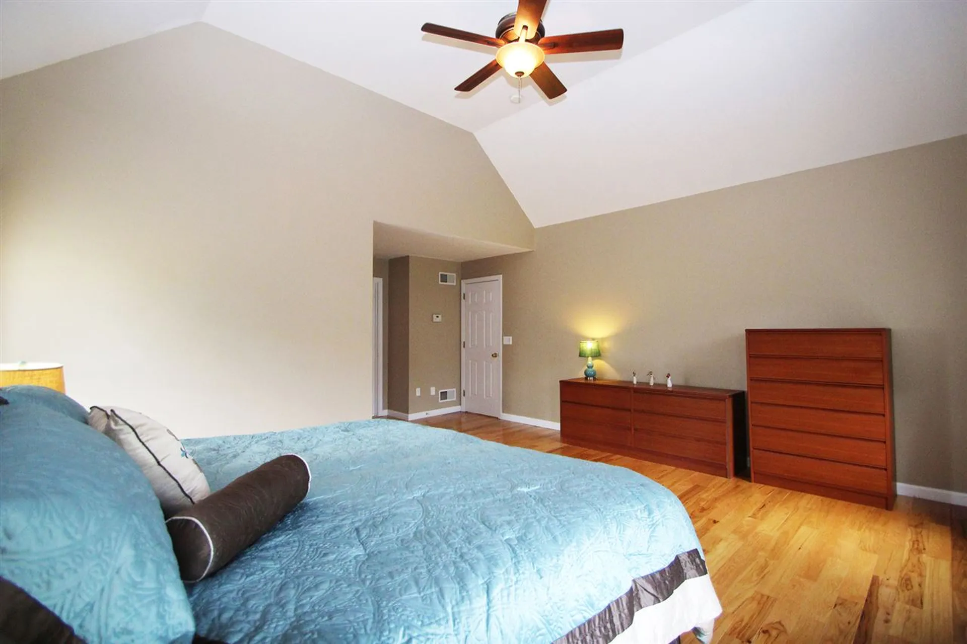 40 Thurston Drive Lee NH 03861
