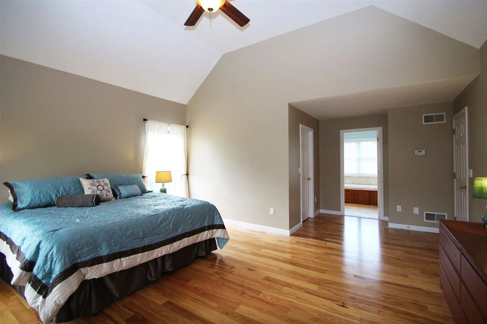 40 Thurston Drive Lee NH 03861