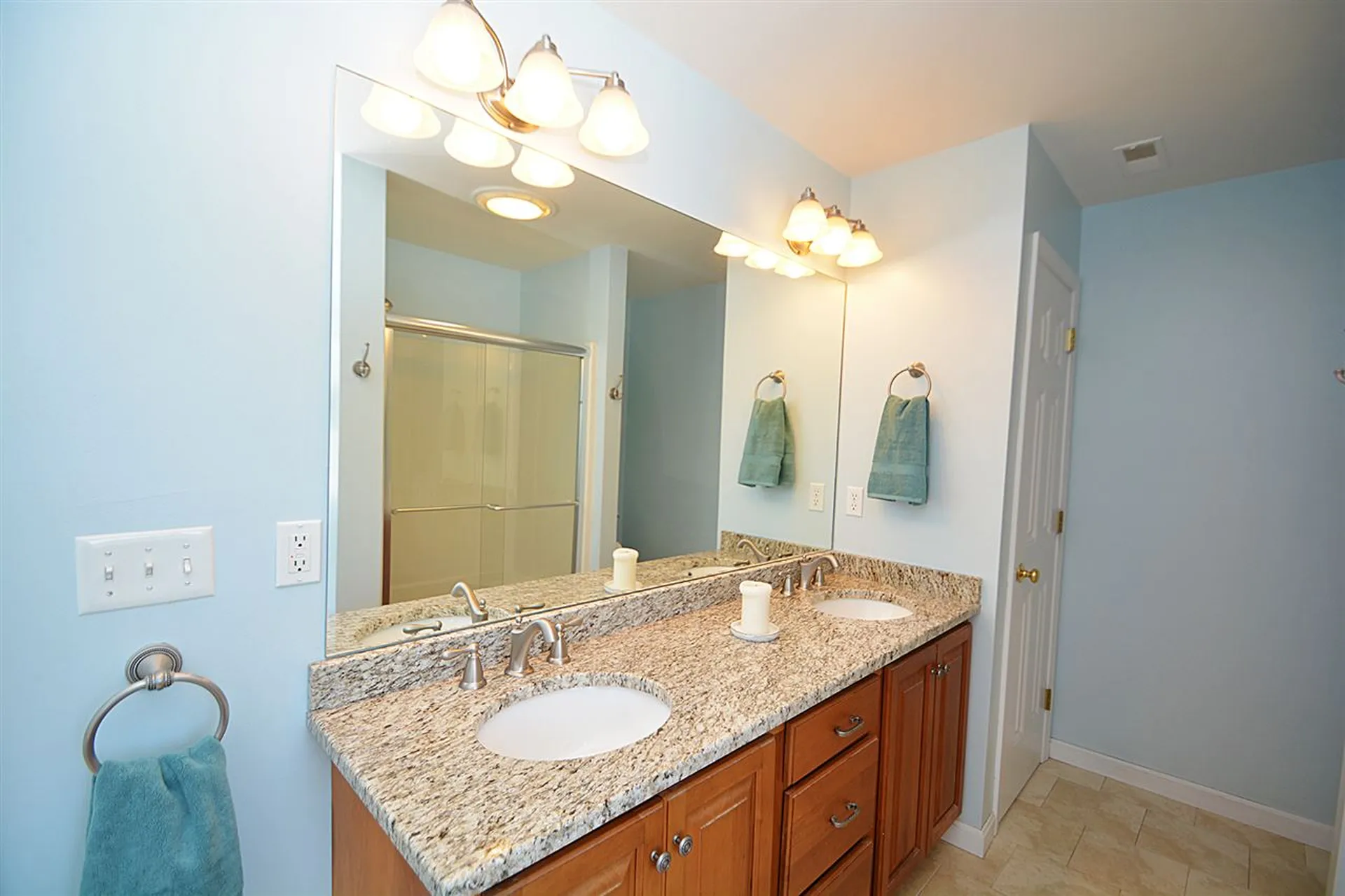 40 Thurston Drive Lee NH 03861