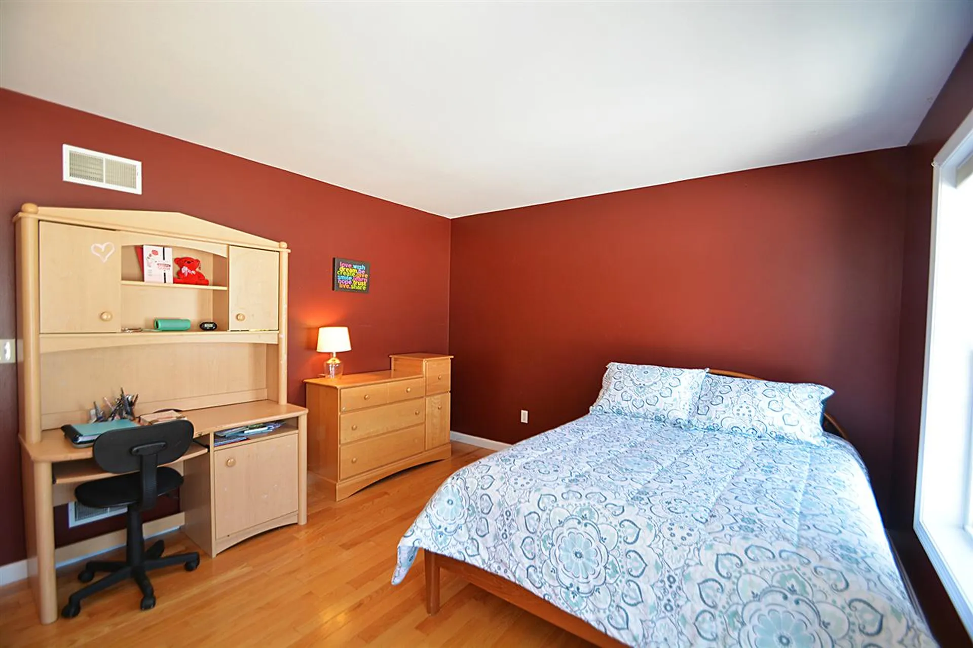 40 Thurston Drive Lee NH 03861