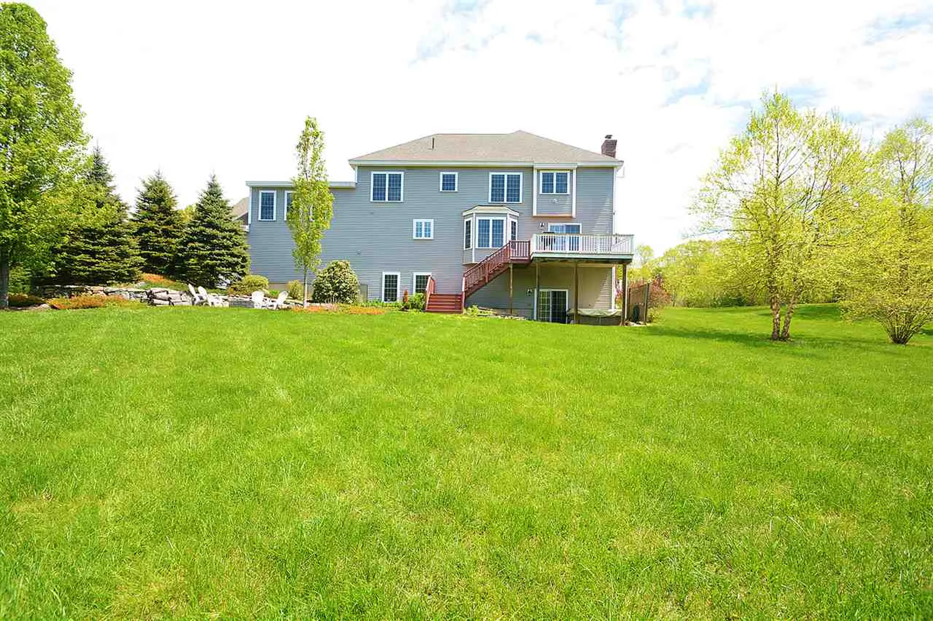 40 Thurston Drive Lee NH 03861