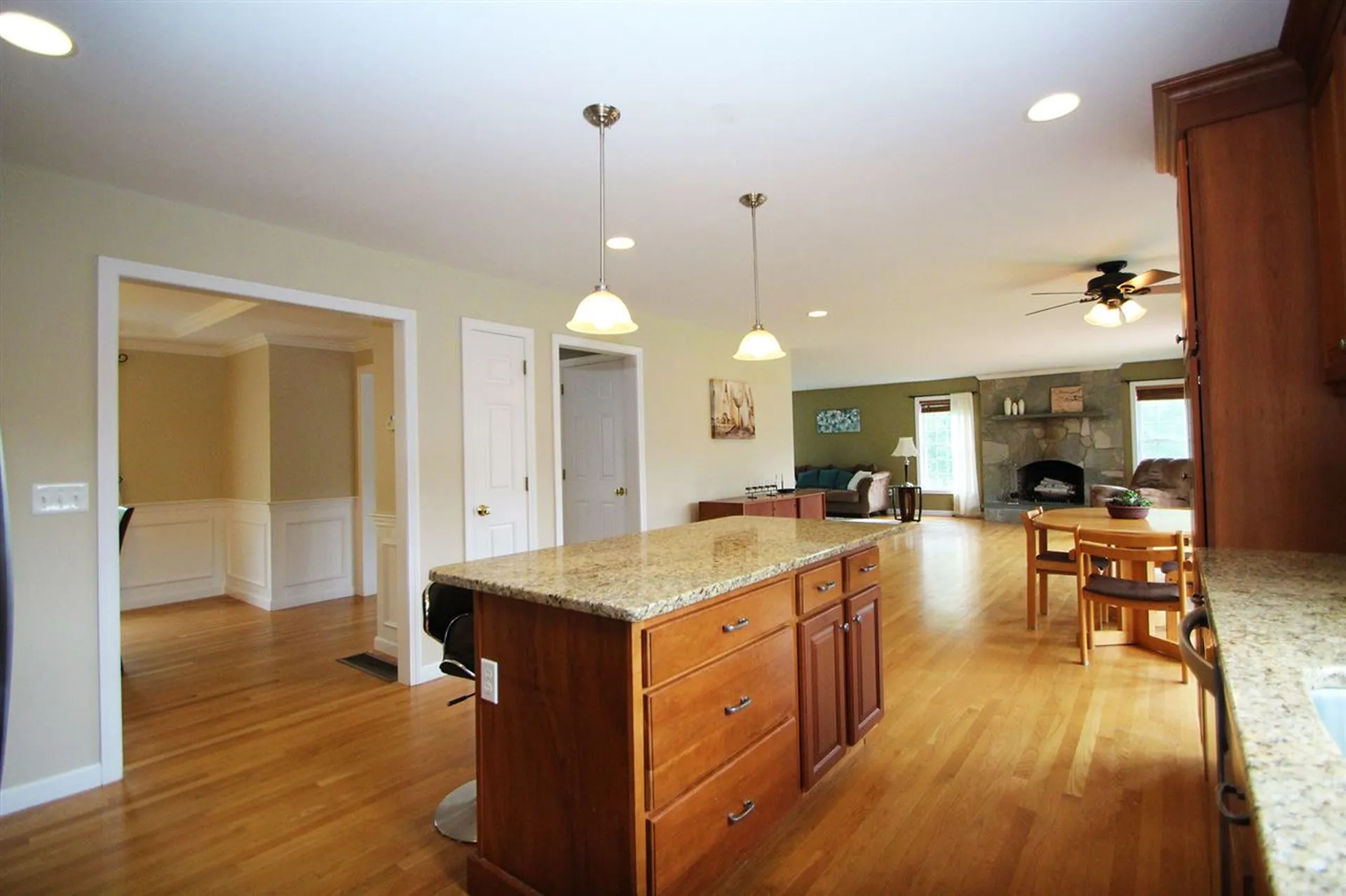 40 Thurston Drive Lee NH 03861
