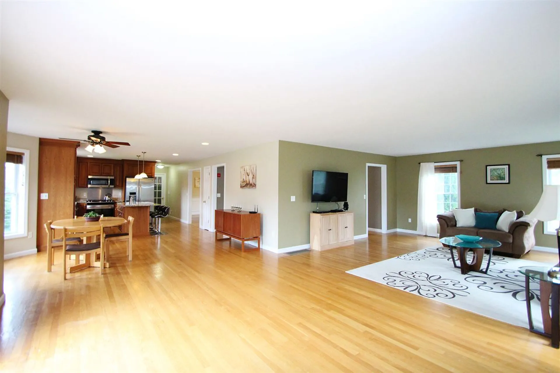 40 Thurston Drive Lee NH 03861