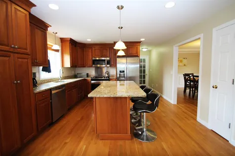 40 Thurston Drive Lee NH 03861