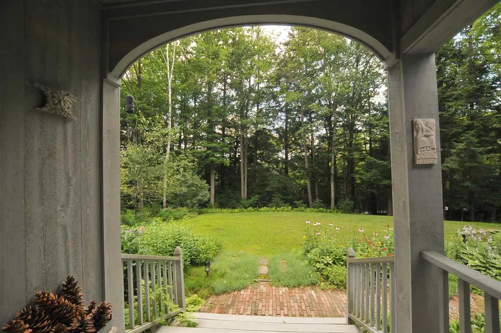 5 Bunker Drive Grantham NH 03753