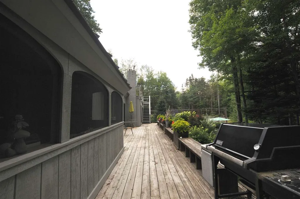 5 Bunker Drive Grantham NH 03753