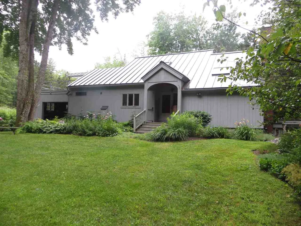 5 Bunker Drive Grantham NH 03753