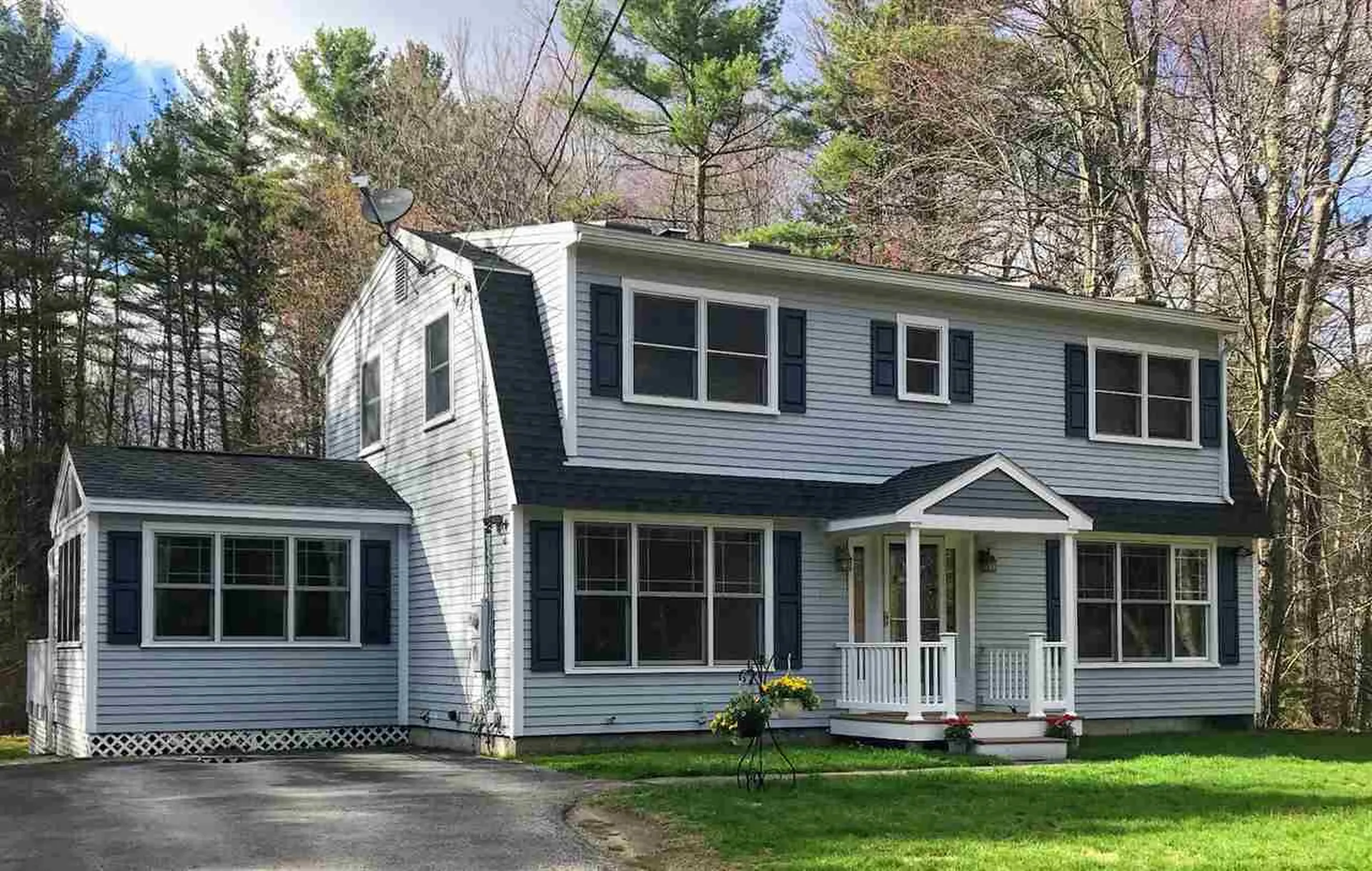 32 Sandy Knoll Drive Auburn NH 03032