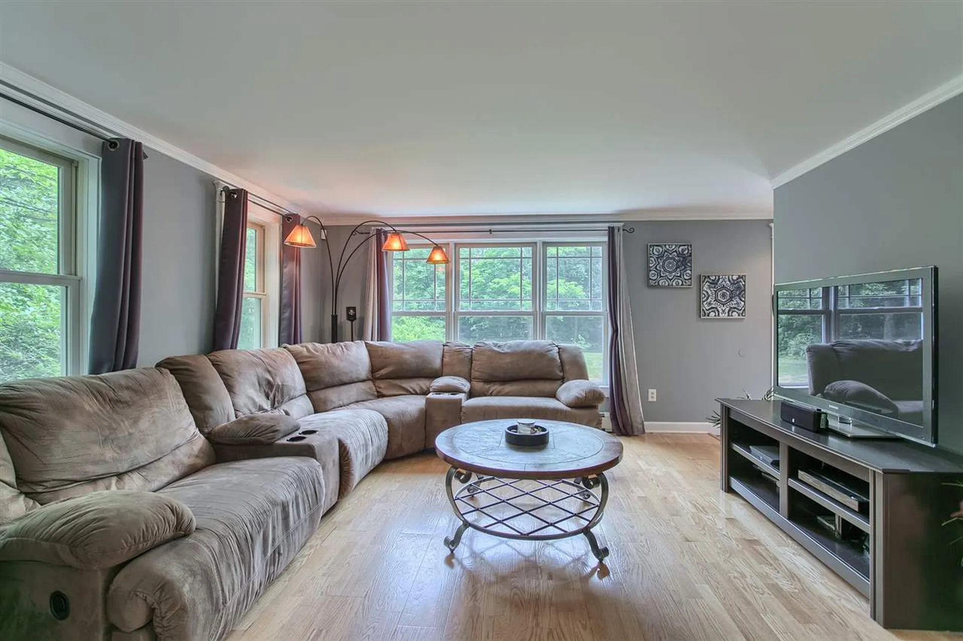 32 Sandy Knoll Drive Auburn NH 03032