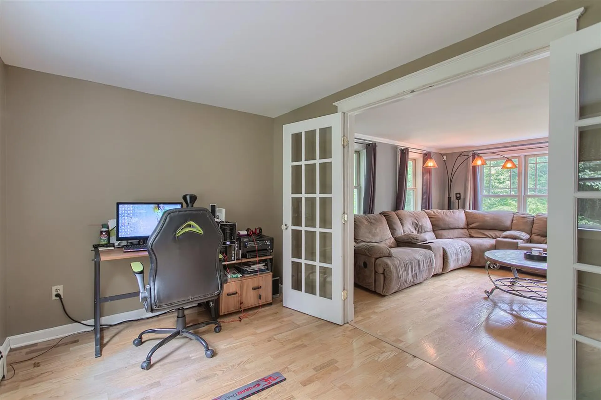 32 Sandy Knoll Drive Auburn NH 03032
