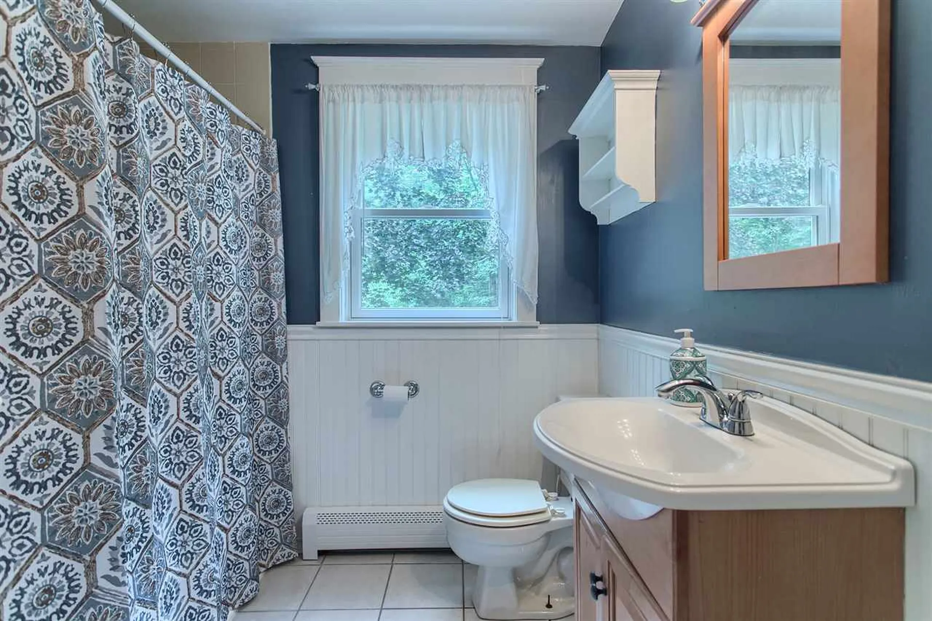 32 Sandy Knoll Drive Auburn NH 03032
